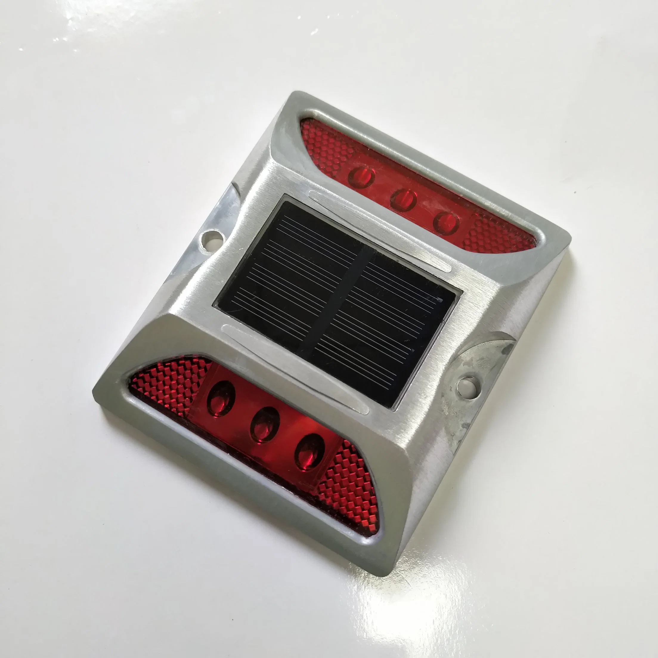 Aluminum LED Solar Road Stud with 3 PCS LED Per Side