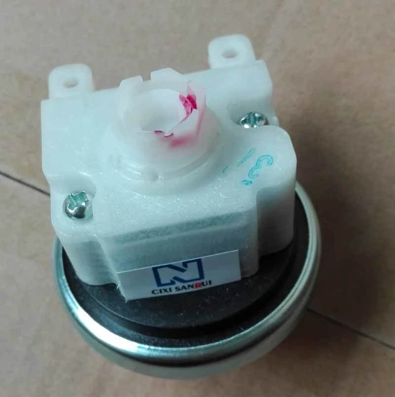 J60-220 (302411600009) High Frequency DC 5V 3 Pins RoHS Compliance White Color Water Level Electronic Pressure Sensor for Washing Machine Water Level Control