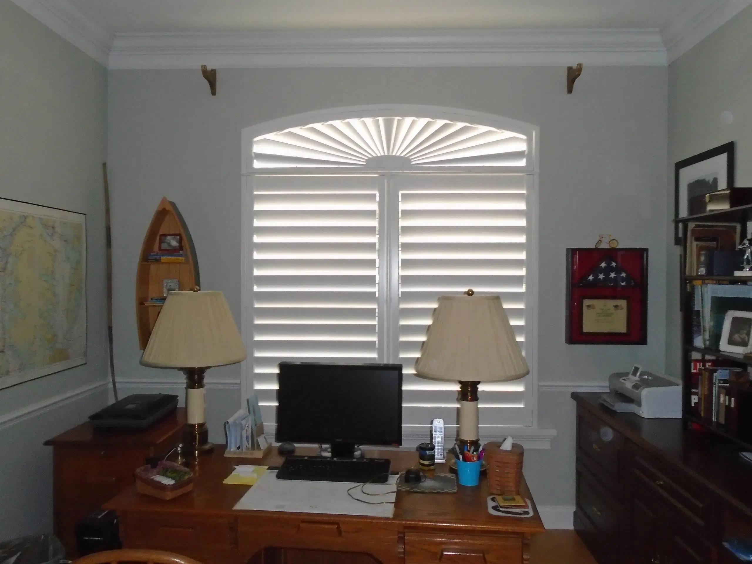 2023 New Customized Modern White Blinds Shades PVC Plantation Shutters