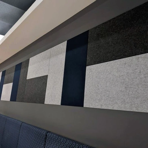 Décoration intérieure haute densité pour cinéma mur acoustique en feutre polyester insonorisé Panneau