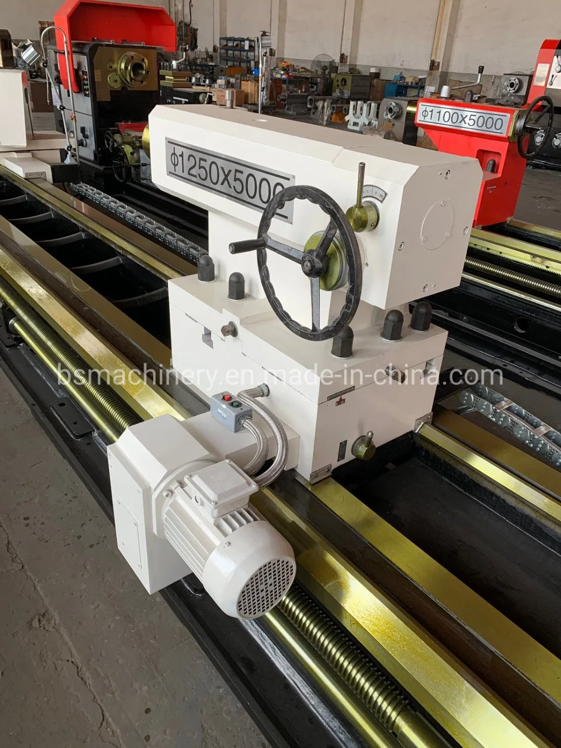 Belastbarkeit 6-Tonnen Heavy-Duty Horizontal Drehmaschine / Hochgenauigkeit Horizontal Drehmaschine