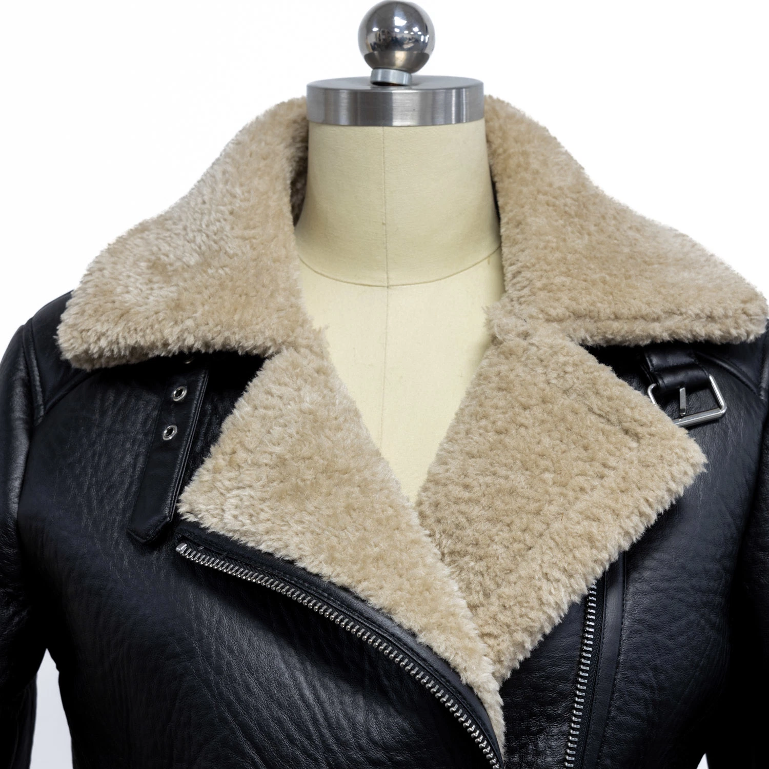 Mayorista de abrigos de invierno para mujeres, chaqueta de moda de piel sintética con forro de piel de oveja y exterior de cuero PU