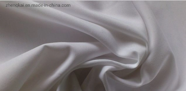 Polyester Satin Peach Skin 300d Dyed for Windproof Garments