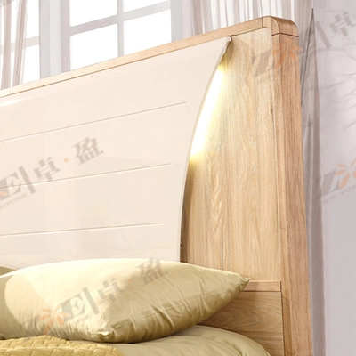 New Design Wooden Hotel Bedroom Set with LED Light