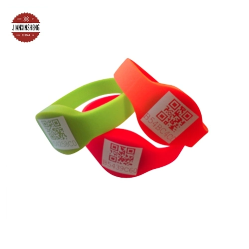 RFID Silicone Band with Different Qr Code, Logo Made by Silkscreen Printing