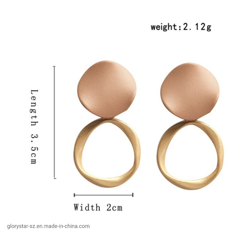 2022 Accessoires de Mode de bijoux en métal de tendance Déclaration Matte femmes Earrings