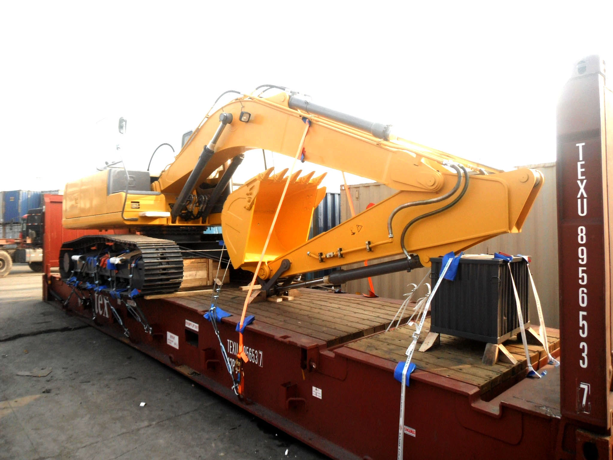 High quality/High cost performance Hydraulic Crawler Excavator Price Xe215c with Spare Parts