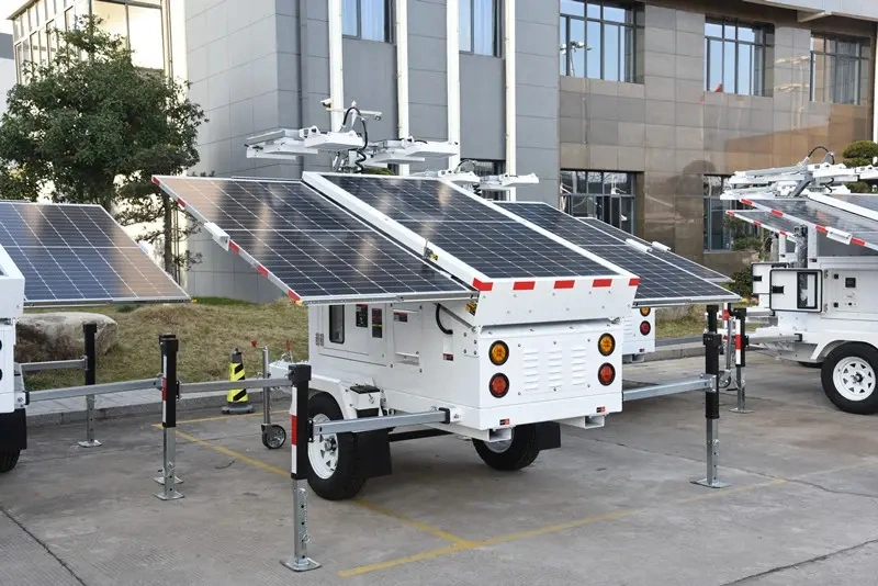 Custom Mobile Solar Power CCTV Tower Parking Lot Commercial Security Camera Towers