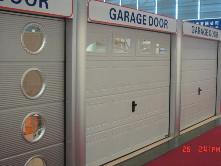 Утвержденном Ce стали PU изолированных жилых автоматическая верхней плоскости стандартным подъемом ролик динамического затвор гаражных дверей с двери пешеходов