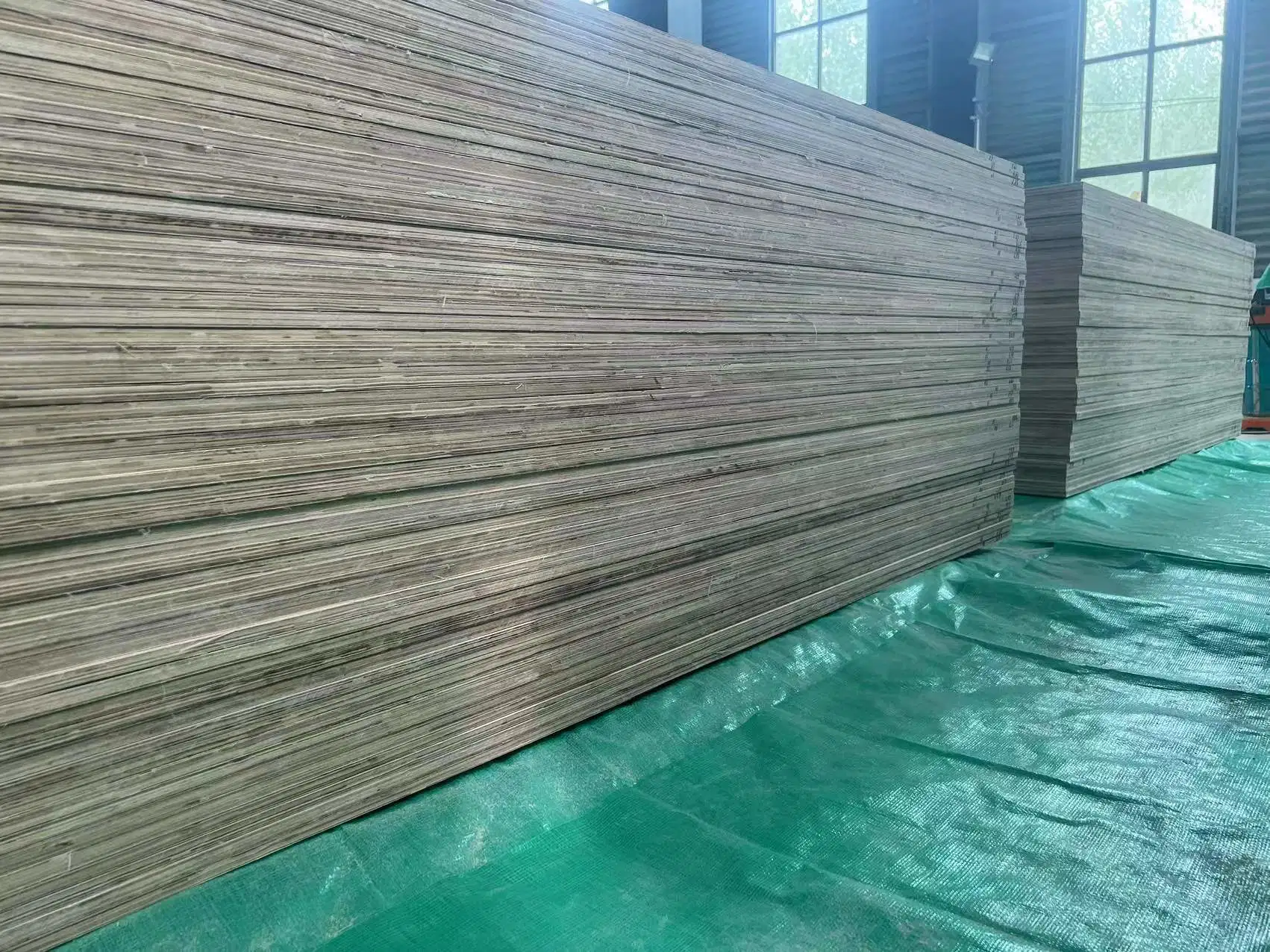 Hi-Tech Laminated Wood for All Industrial Applications