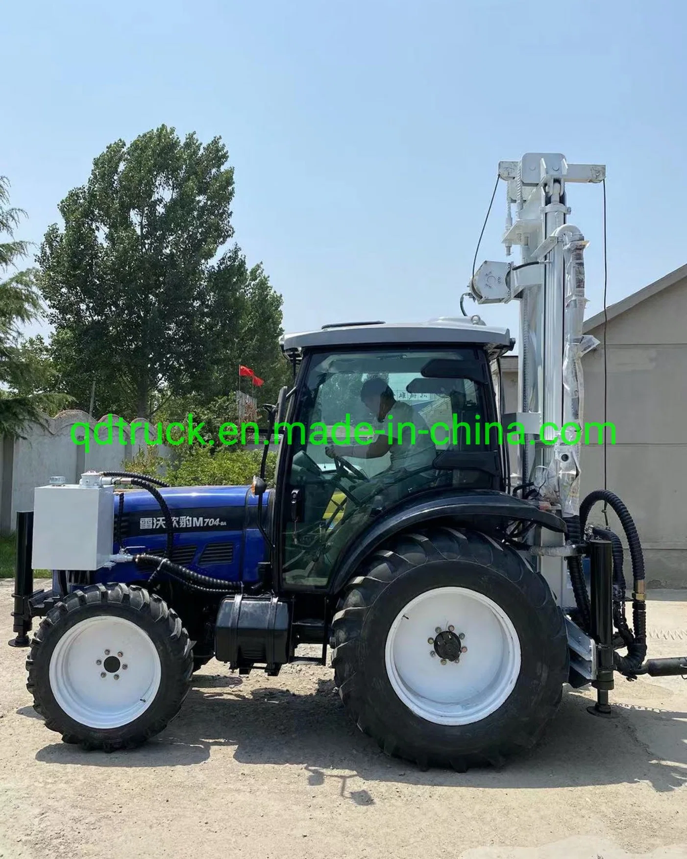 High quality 4X4 driving Drill Water Well tractor with drilling rig machinery