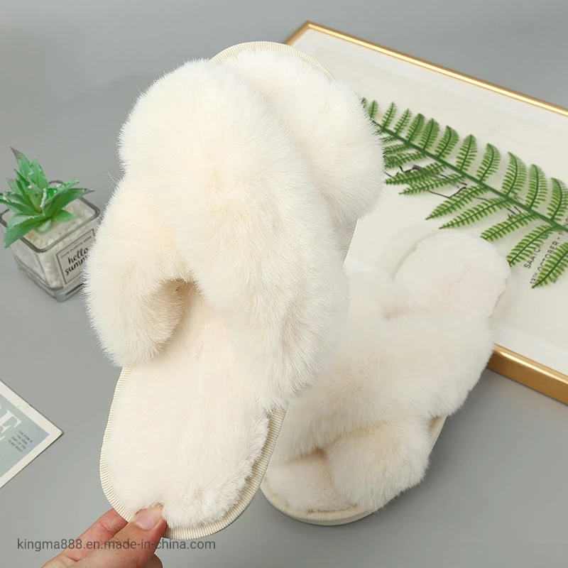 Customized Vendor Ladies Designer Fashion TPR Custom Logo Fur Slipper