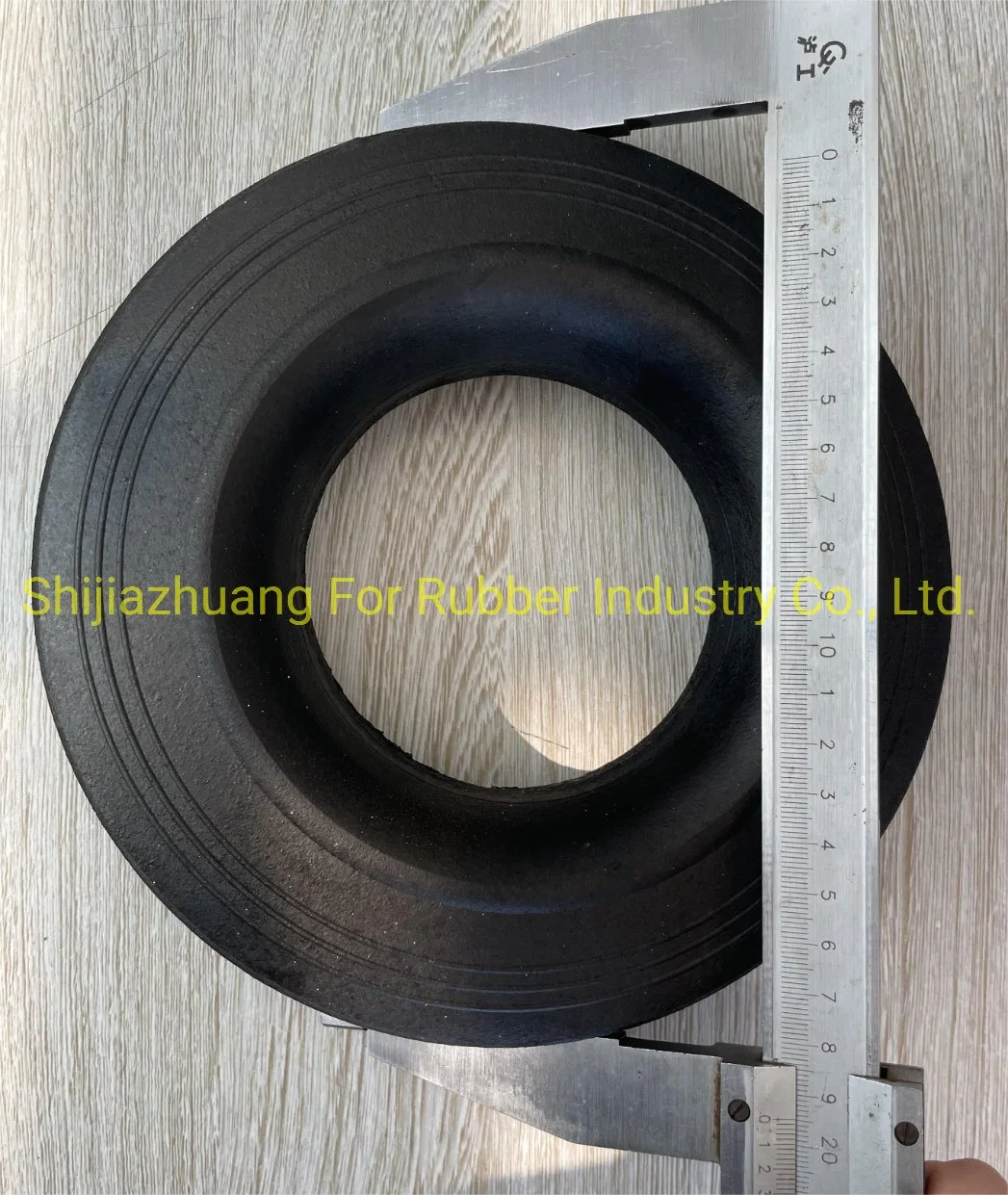 Black Rubbish Bin Solid Rubber Wheel