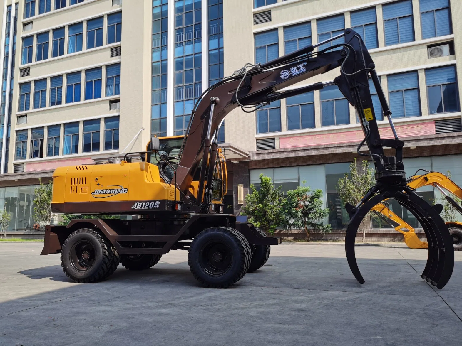 Jg120s 10ton Wheel Excavator with Cotton Clip Grapple Loader