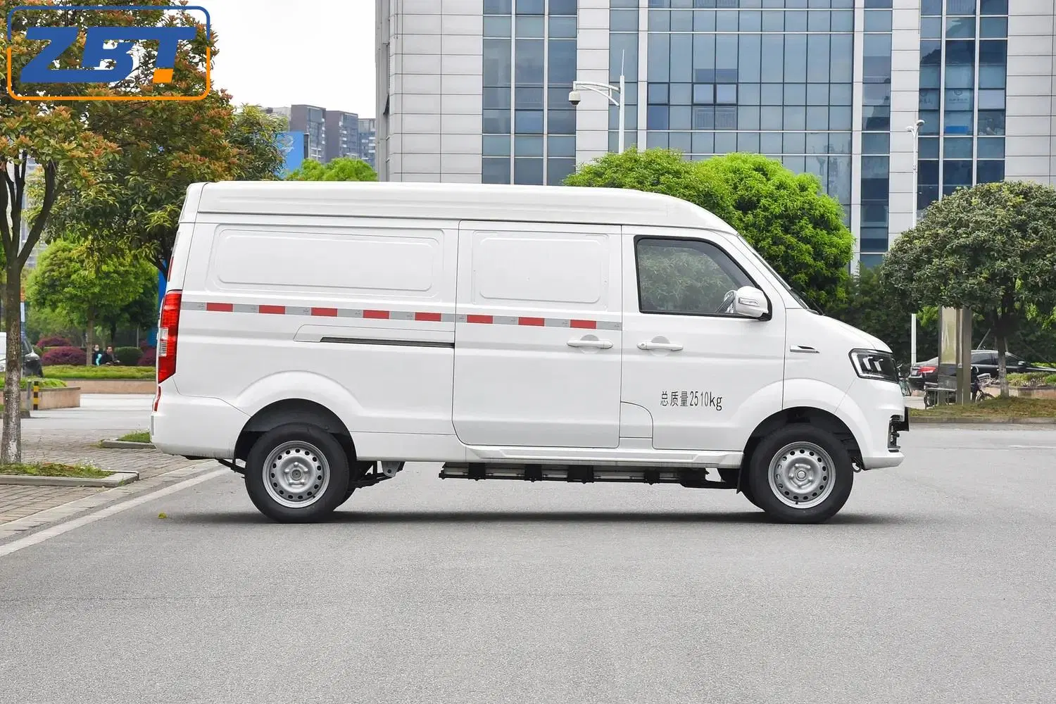 Electric Van Yuancheng E5l EV Car Practial Style Famous Cargo Used Car