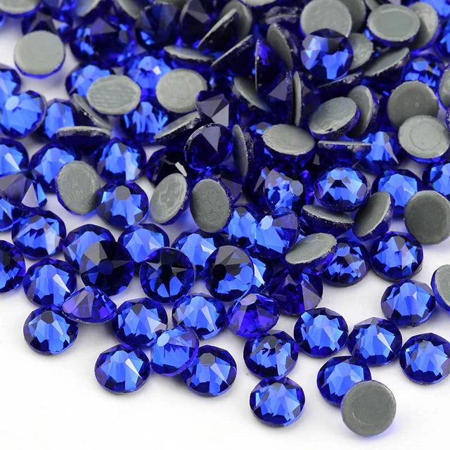 16 Cuts High-Quality K9 Crystal Glass Flat Back Hot Fix Rhinestones for Shoe or Garment Decorations