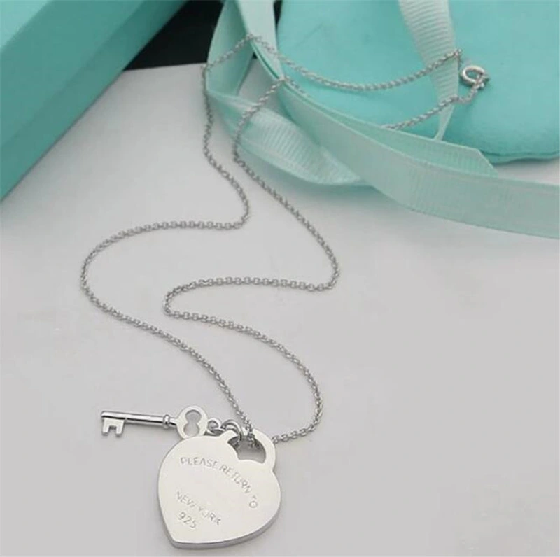 Les femmes bijoux mariage T Accueil Populaire Design Necklace Long métal Collier Pendentif Coeur de la chaîne de clé