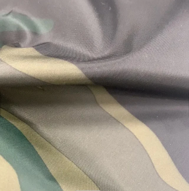 Digital Camouflage Printing 210t Taffeta Fabric with 100% Polyester and PU Coating for Sportswear