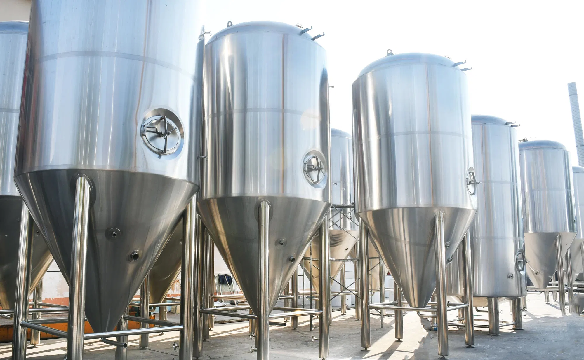 8000L Stainless Steel Beer Fermenter Conical Fermentation Tank for Brewery