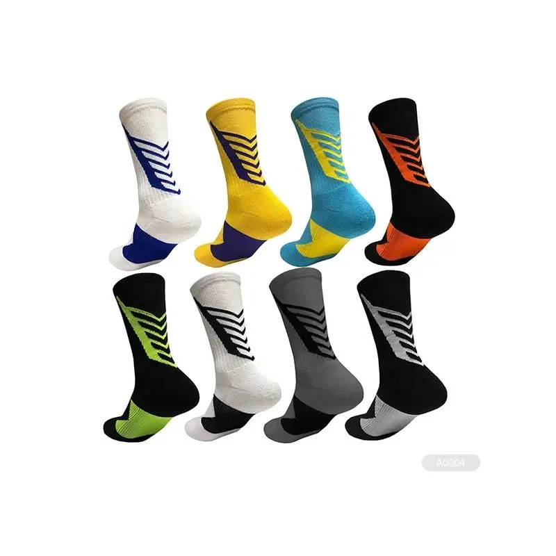 MOQ 12 Pairs Custom Design Logo High Quality Sports Socks for Football Soccer Running Basketball Cycling Rugby Compression Grip Winter Men's Women's Print Socks