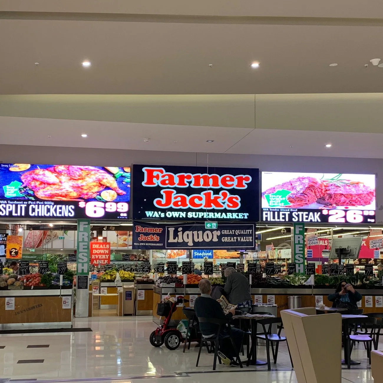 P1 P2 Mettre en surbrillance le supermarché du stade de la publicité un écran couleur étanche Affichage LED intérieur et extérieur