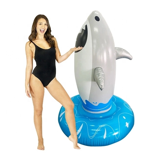 Aufblasbare Riesenhai-Sprinkler Wasser Splash Spielzeug für Kinder