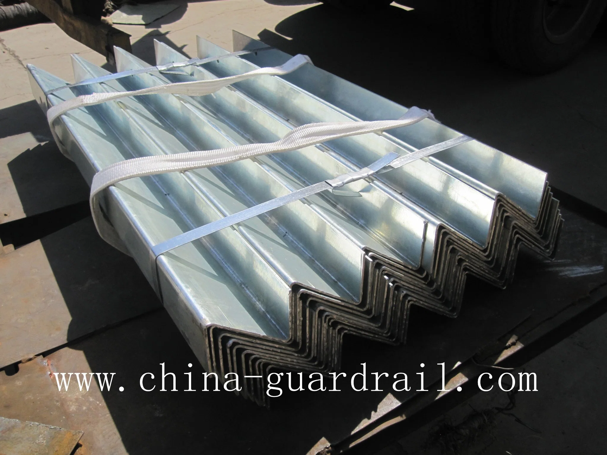 Highway Guardrail Systems Defensas Viales Galvanized Guard Rail Factory