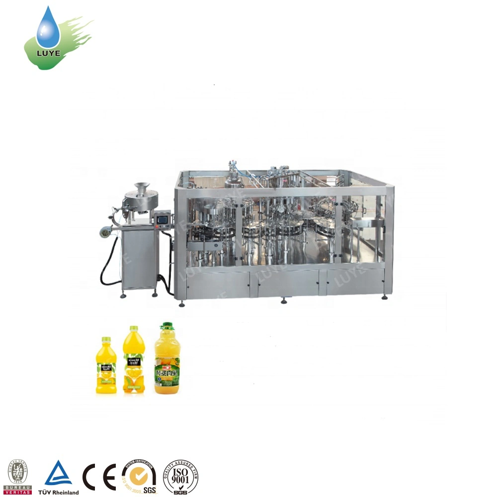 Enchimento automático de bebidas processamento linha de produção/garrafa de pequena escala Máquina de enchimento de bebidas com gás para sumos de água