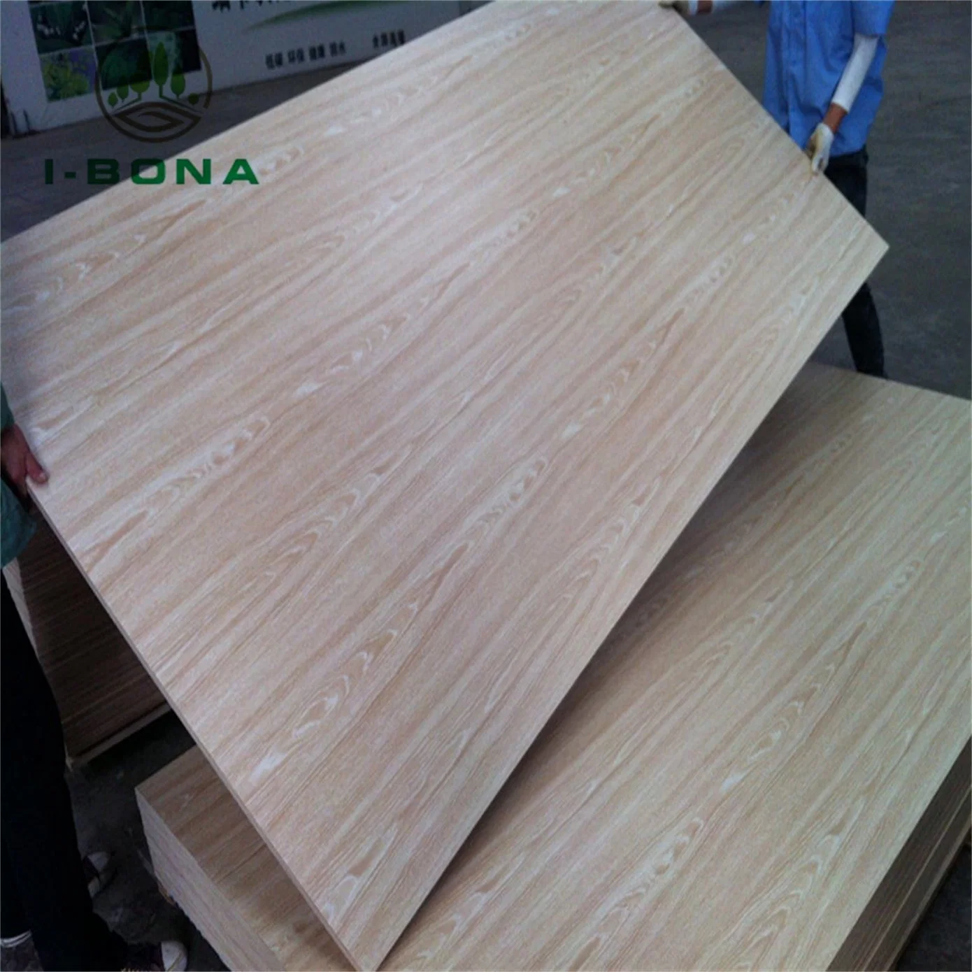 18mm E1 Furniture Board Customed Poplar Birch Pine Dark Oak Plywood Timber Melamine Laminated Plywood