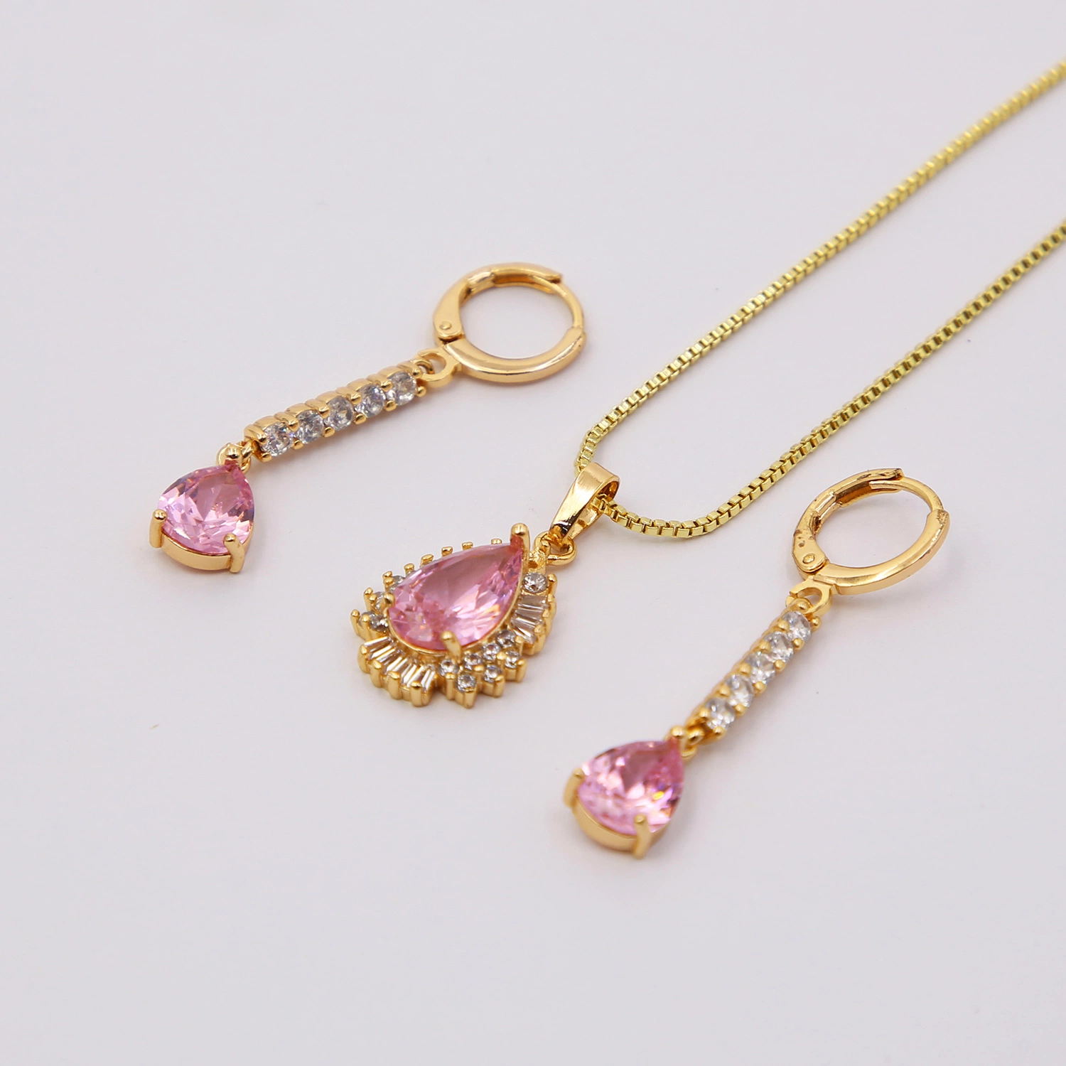 Hot Sale Fashion 18 K Gold Plated Imitation Jewelry Set for Wedding