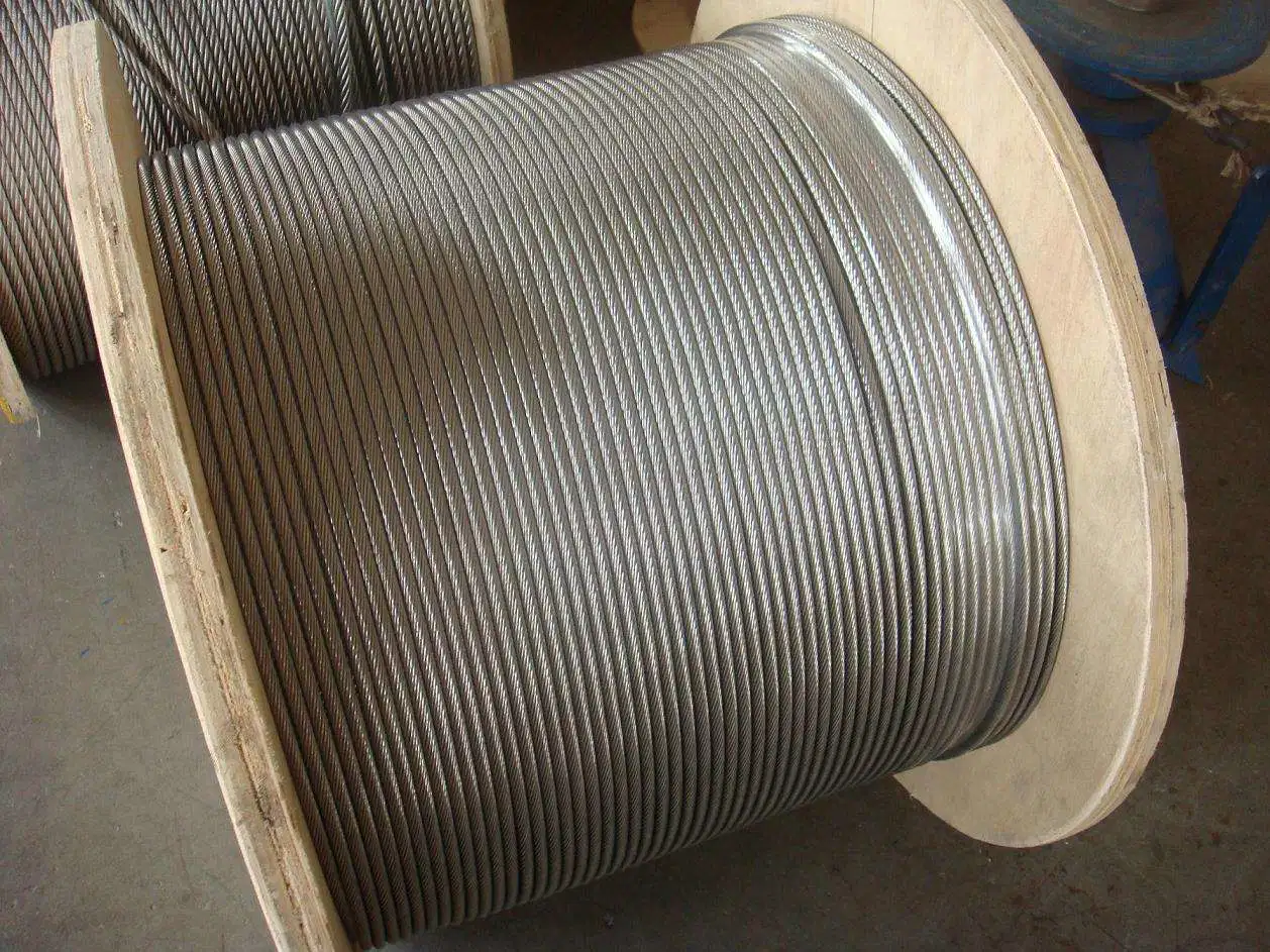 Large Quantity Ungalvanized and Galvanized Steel Wire Rope (6*37+iwrc) of Marine Hardware