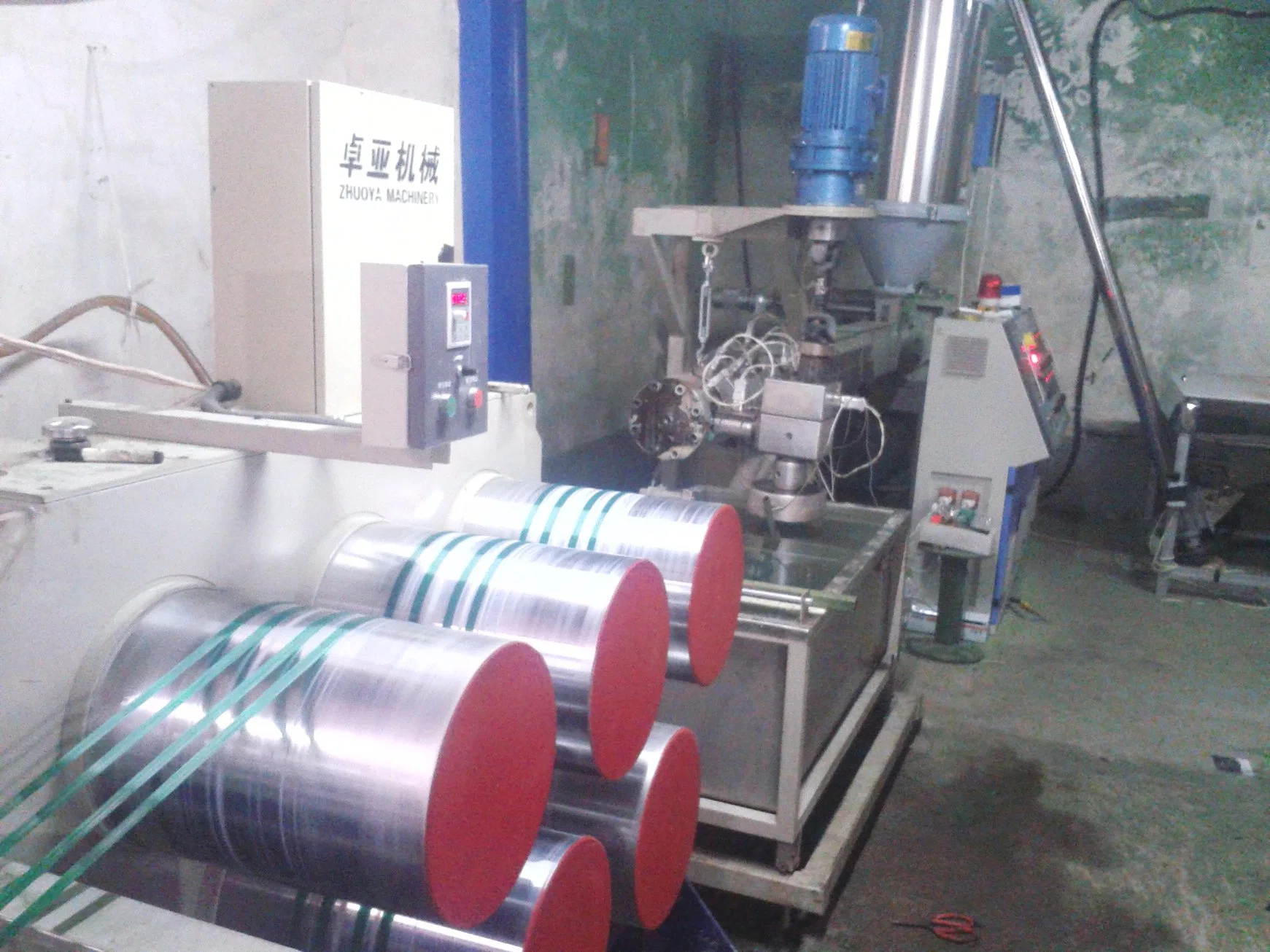 Plastic Fiber Pet/PP/PBT/Nylon Filament Safety Net/Fishing Net/Dustproof Net Filament Extruding Making Machine