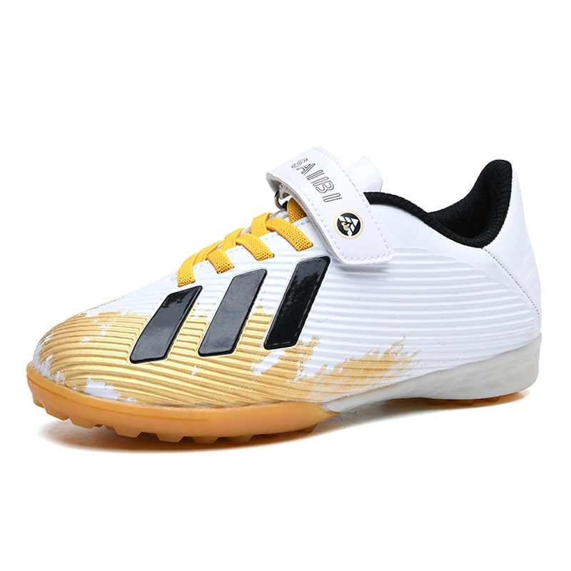 Hot Selling chaussures de football respirantes et non-Slip Sneakers de sport d'extérieur pour femmes Chaussure de football de marque