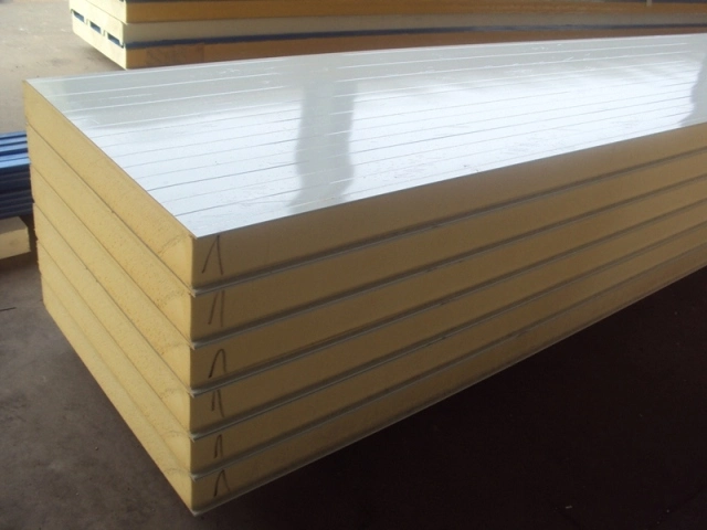 PPGI Steel Surface Standard Micro Lined Embossed Heat Insulated Polyurethane Sandwich Panel