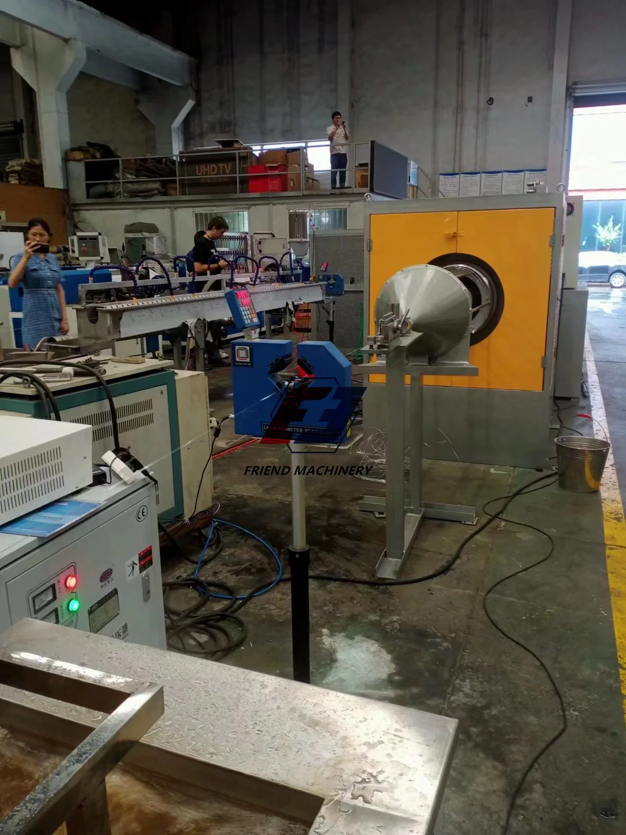 0.5-50m/Min Speed PVC PE PA Plastic Coated/Coating Copper Wire Extruder Machine/Equipment Production Line with Heating Device