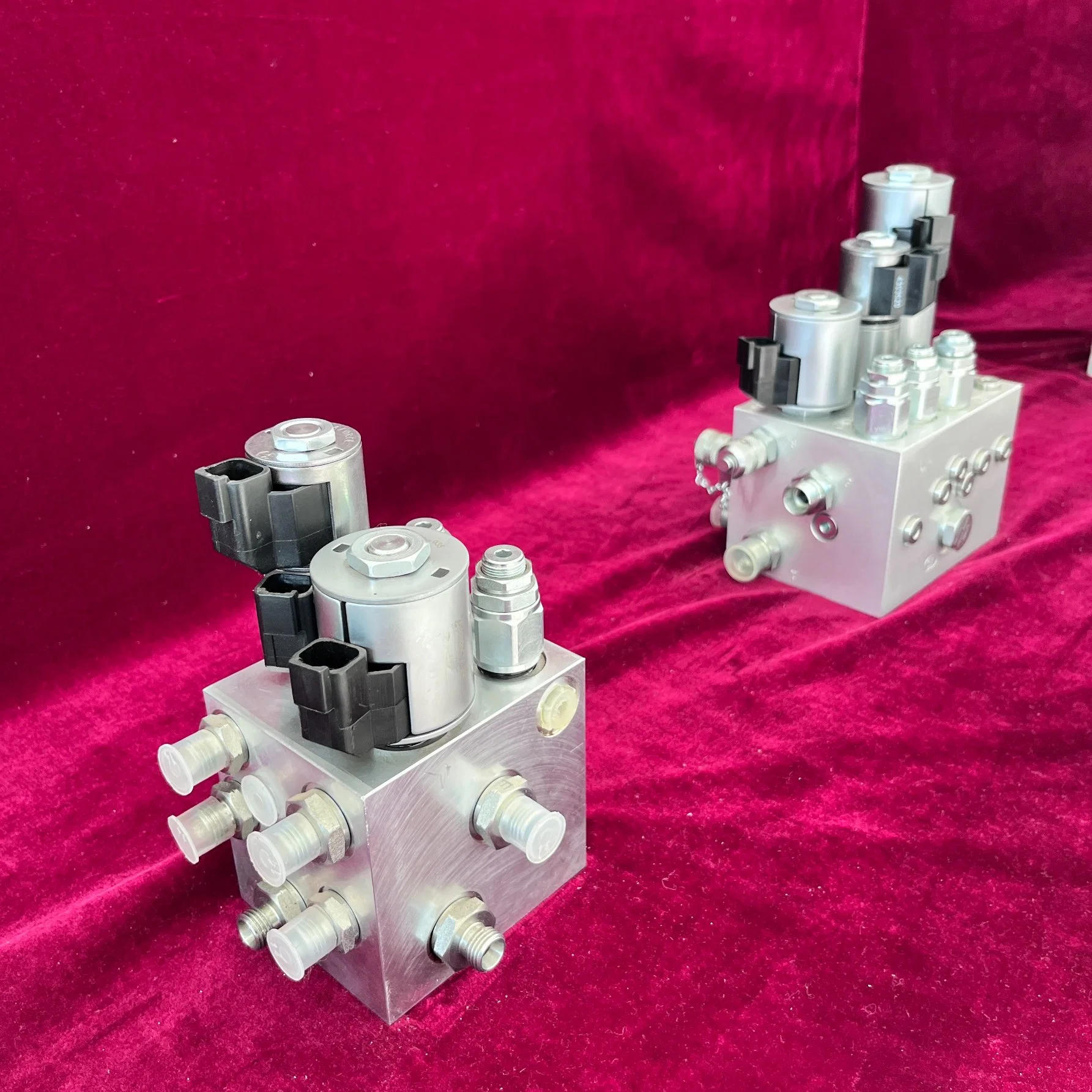 High quality/High cost performance  Hydraulic Pilot Oil Source Block Made in China Control Valve Automation Components