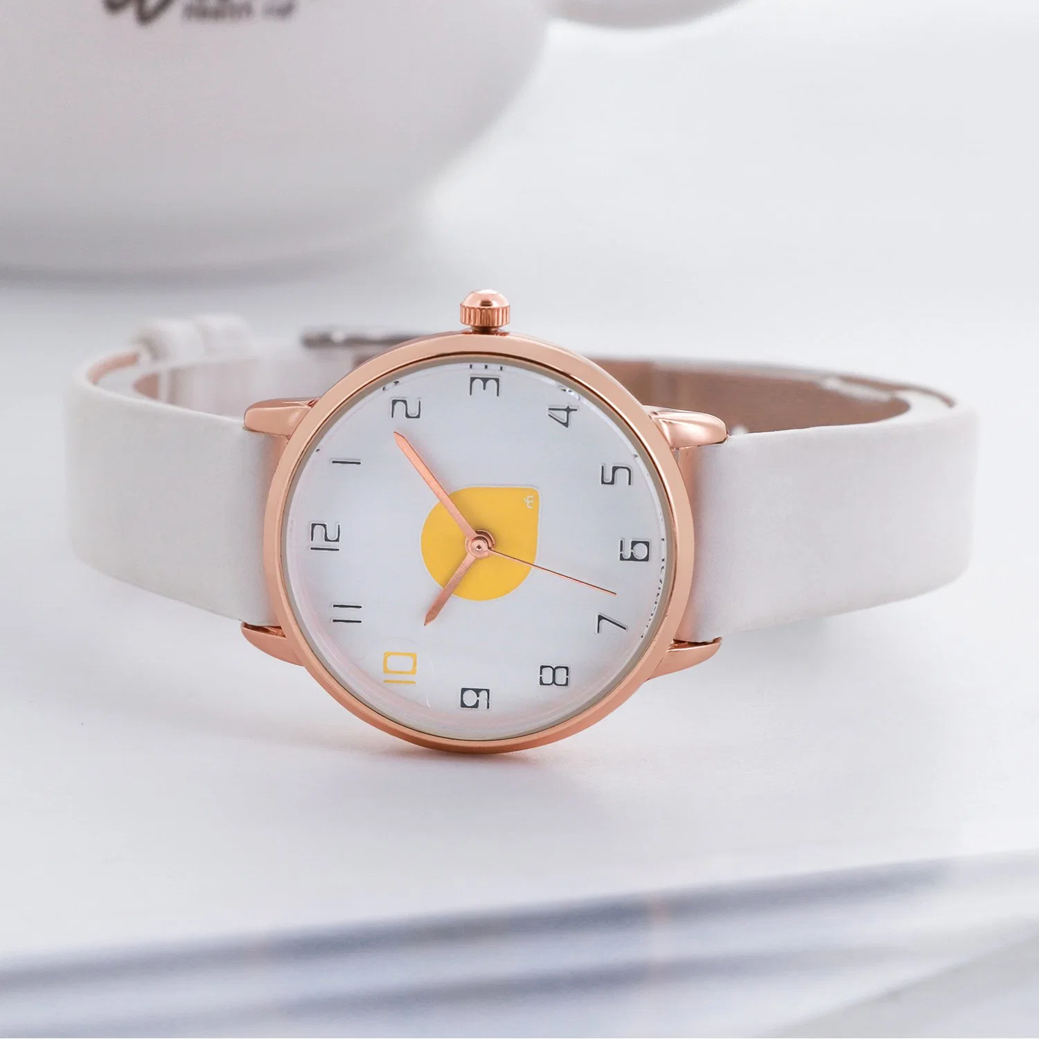 Waterproof Women Fashion Color Quartz Watch Leather Strap