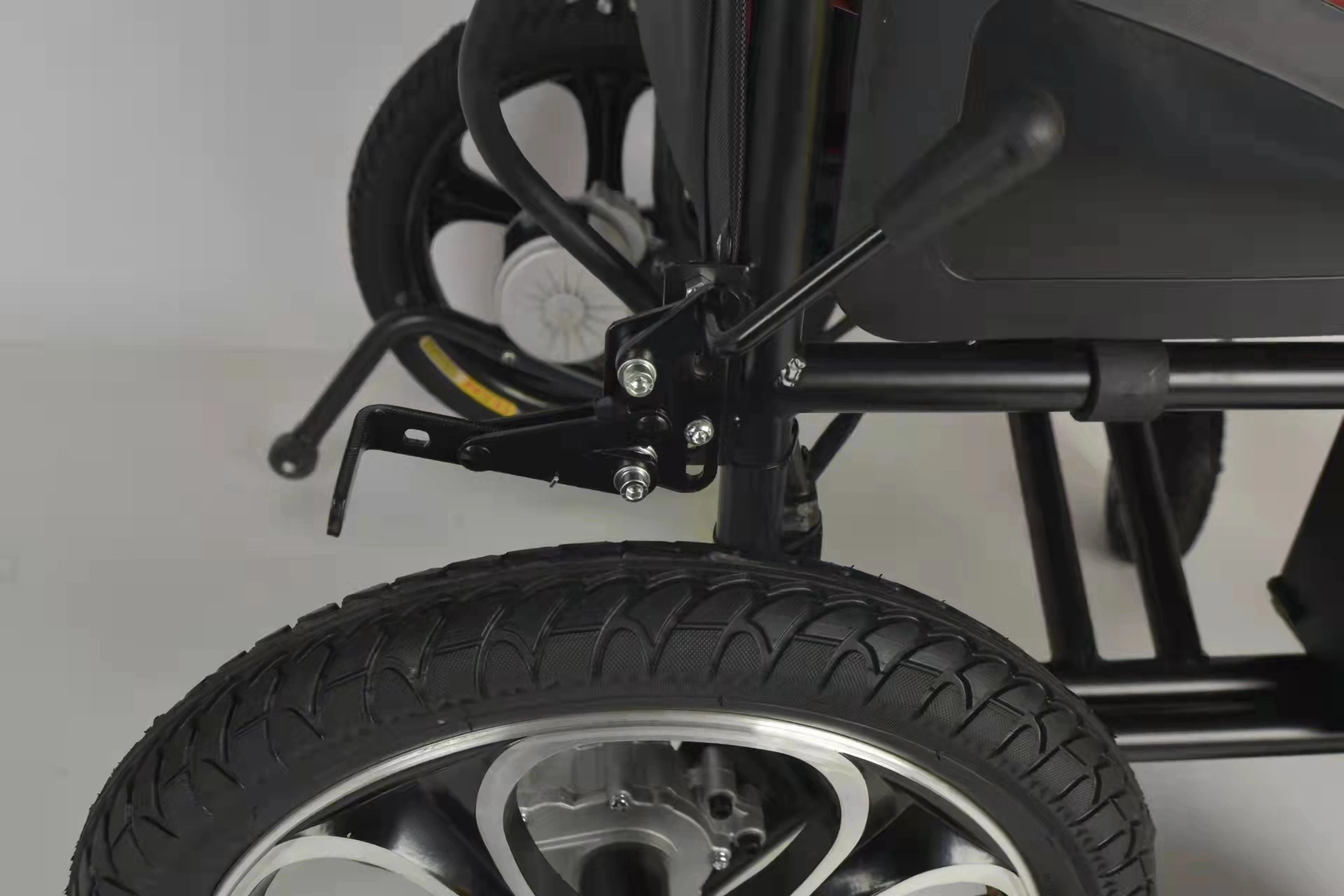 Motor sin escobillas Easytake ligero de aluminio plegable sillas de ruedas eléctricas