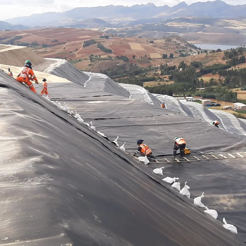 Smooth Inno Paper Roll +Woven Geotextile Waterproofing Membrane Price HDPE Geomembrane with CE