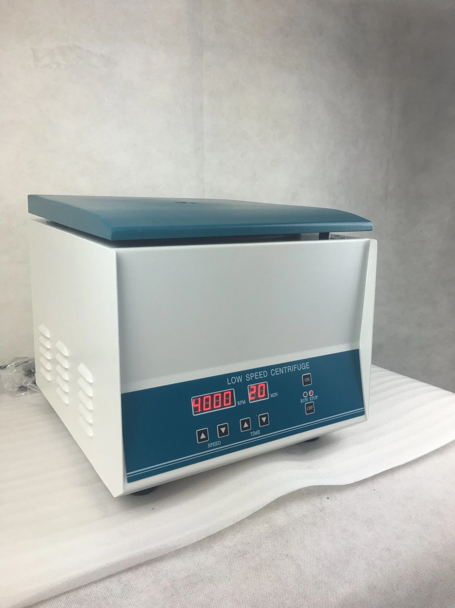 Hot Lab Tabletop Table Top Chemical Hospital Medical Clinical Blood Plasma Prp Low Speed Function of Centrifuge Machine Price