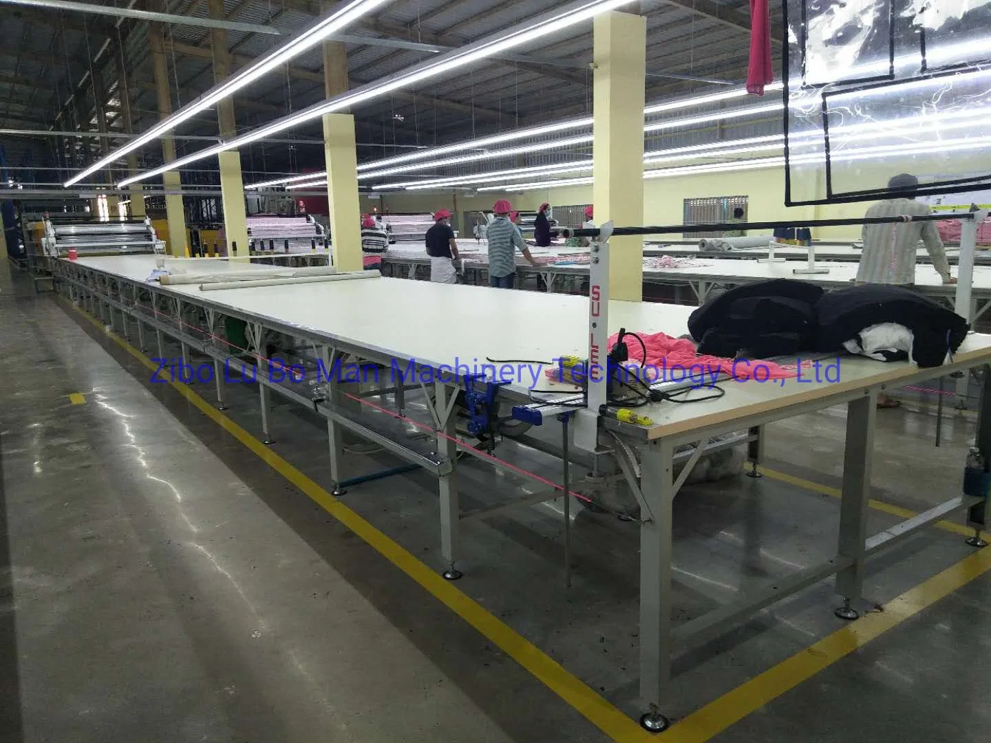 Hot Product Auto Cutting Table Used on Cutting Spreading Machine