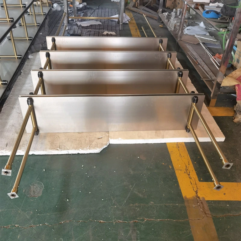 Customized Stainless Steel 3 Tier Hanging Shelf Gold Pipe Shelf Restaurant Display Rack