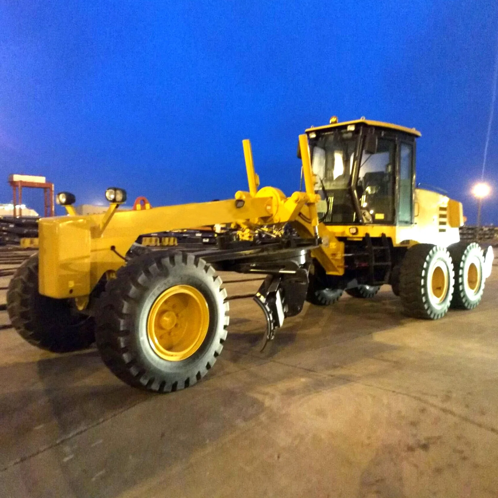 Gr2405 240hp Motorgrader mit Klinge und Rapper auf Lager Zum Verkauf