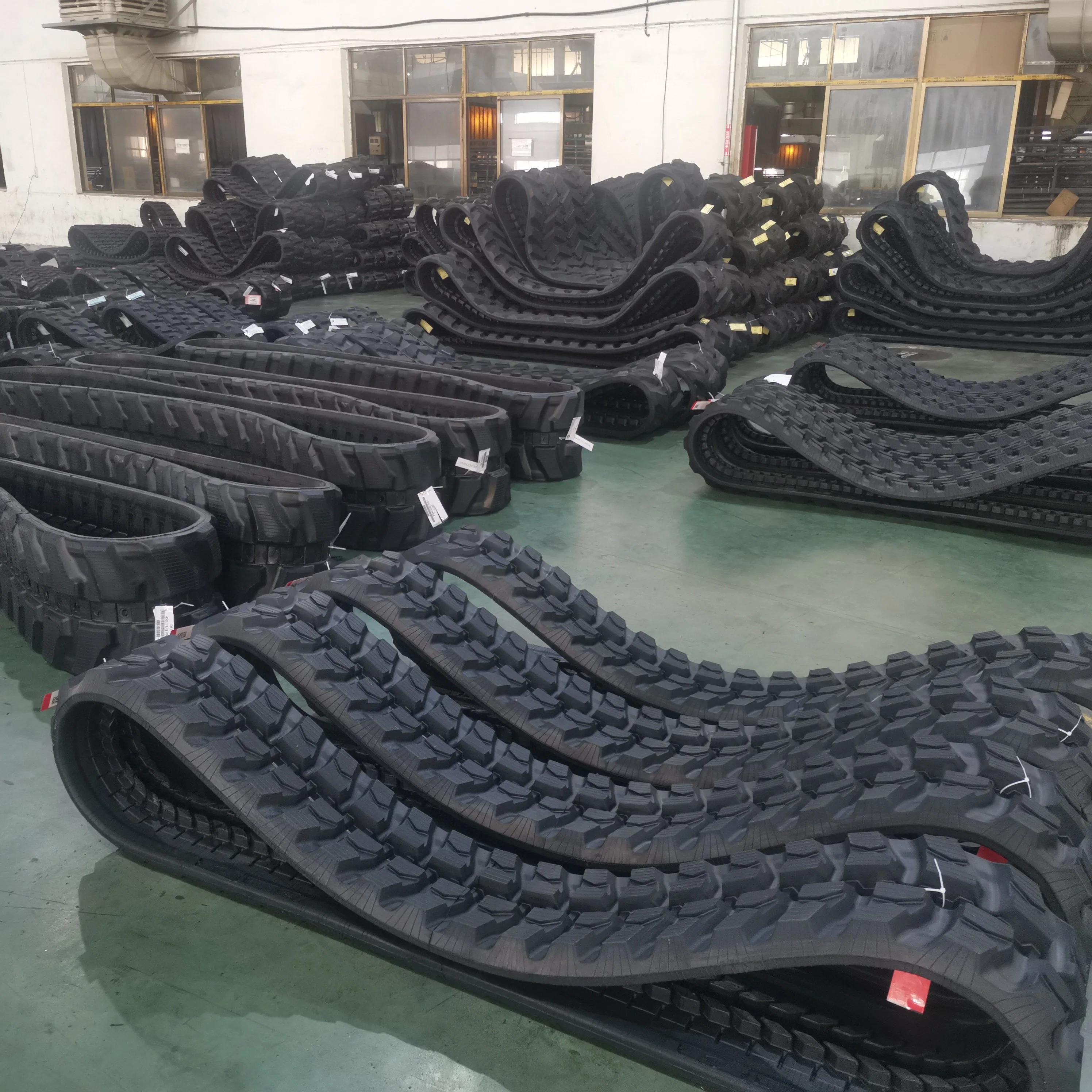 Construction Machinery Ningbo Factory Supplied Hydraulic Rubber Track Chassis Track Undercarriabe Crawler Track Agricultural Machine Track