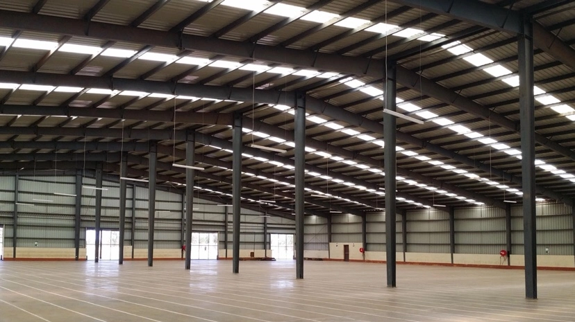 Made in China Fabricated Steel Structure Fabric Manufactured Pre-Engineered Buildings Casas Prefabricadas