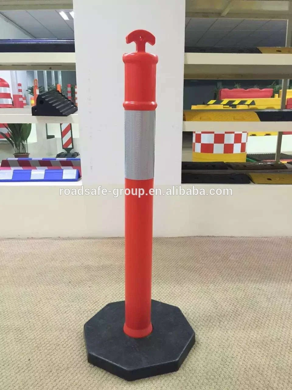 T-Top Traffic Safety Roadside Reflcetive Bollard Delineator Posts 110cm Rubber Base
