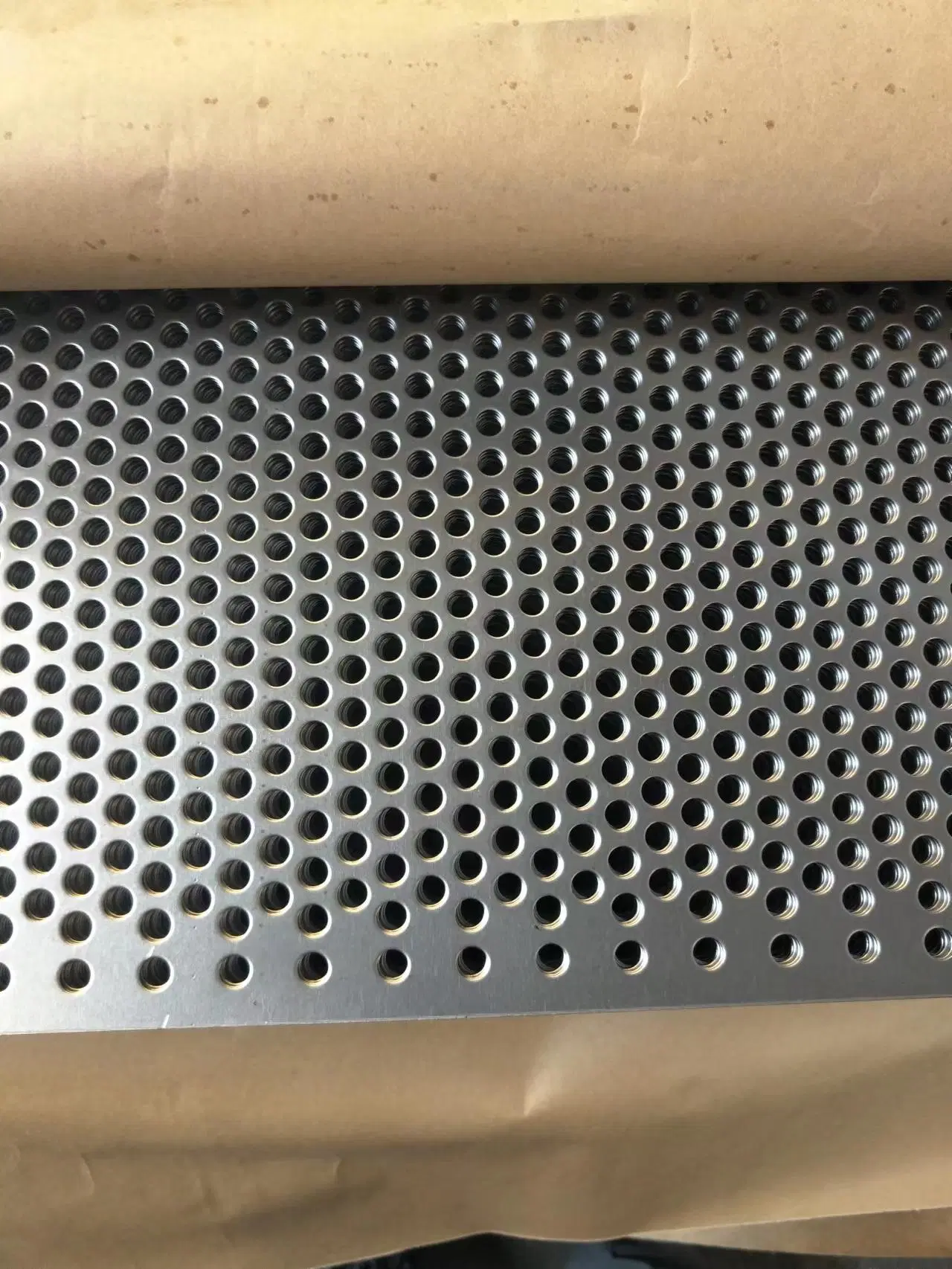 Decorative 304 Stainless Steel Punched Metal Mesh Panel/Chemical Etching Perforated Sheet