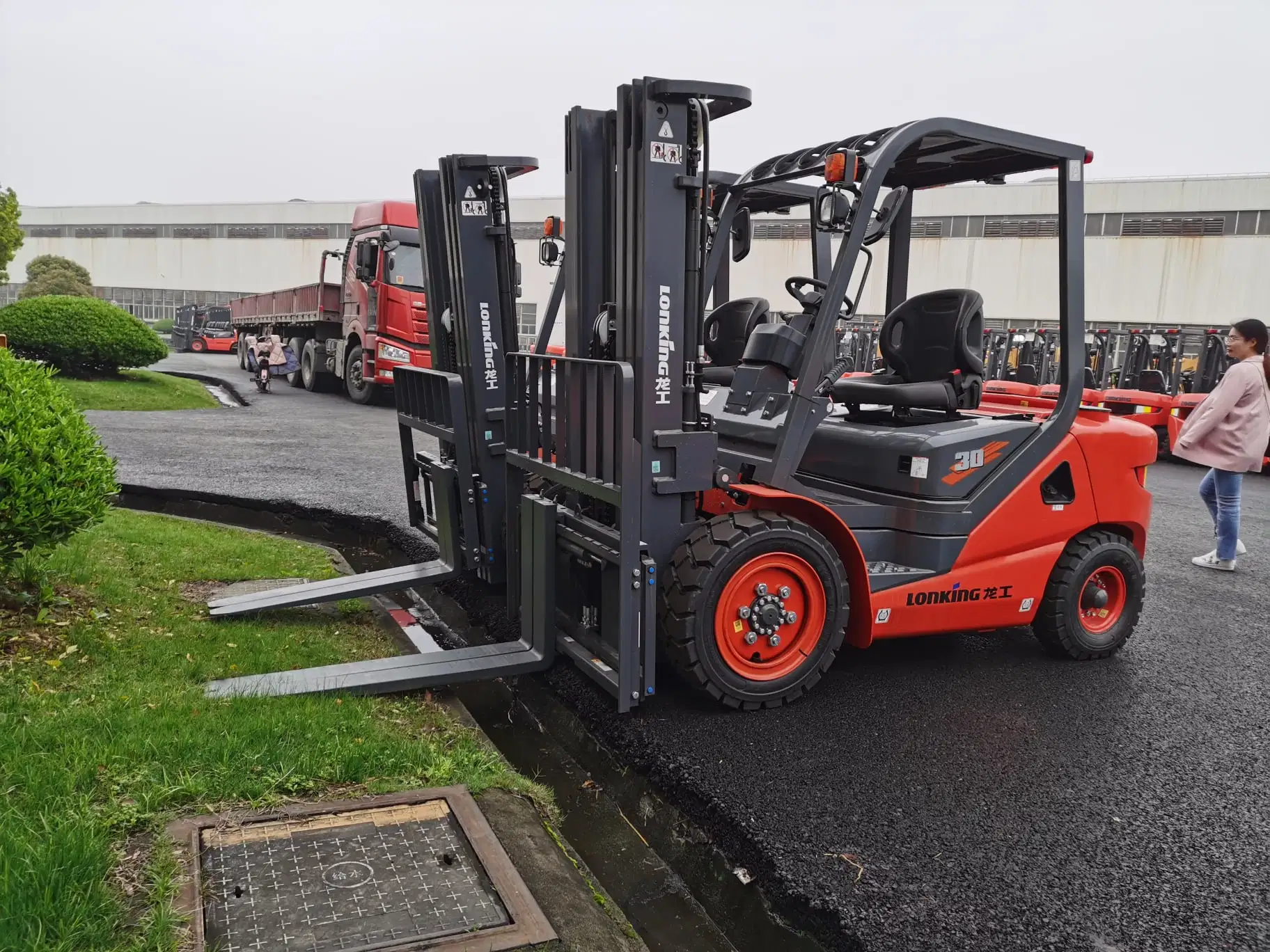 Lonking Diesel Forklift LG30dt 3ton Automatic Forklift