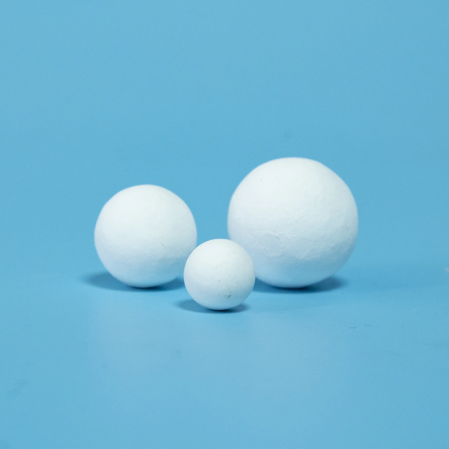 OEM Wear Resistant Support Media Grinding Zirconia Microporous Ceramic Balls