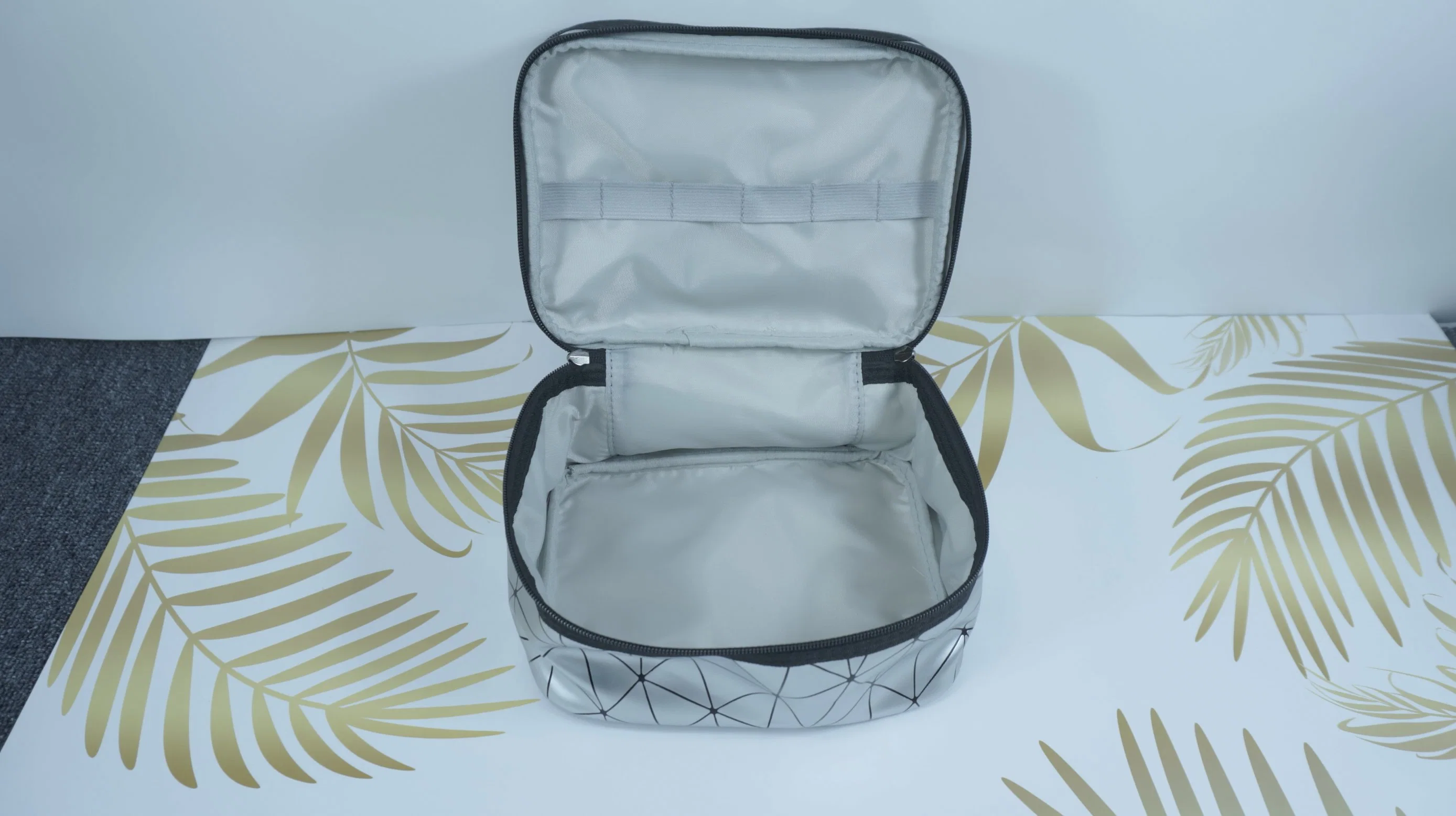 Transparent Waterproof Travel Makeup Bag Large Volume Women Cosmetics Bag